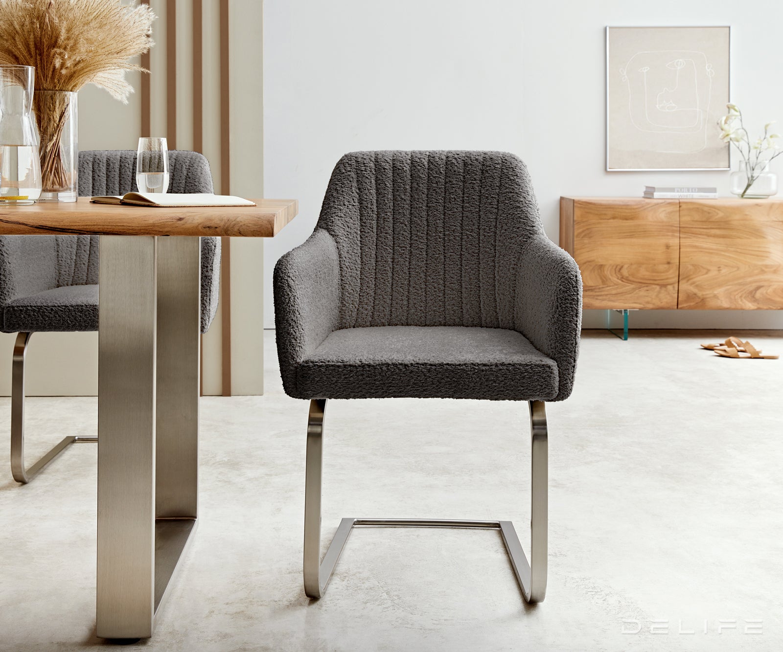 Blagovaonska stolica Greg, Materijal: Boucle