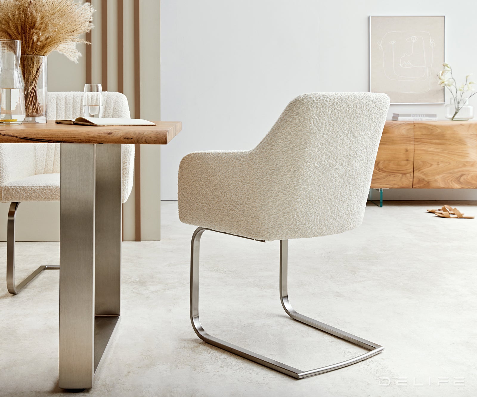 Blagovaonska stolica Greg, Materijal: Boucle