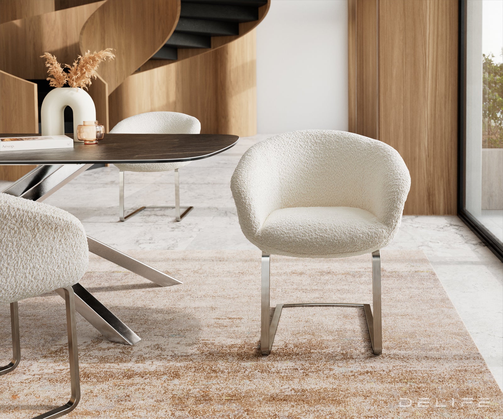 Blagovaonska stolica Vinka, Materijal: Boucle