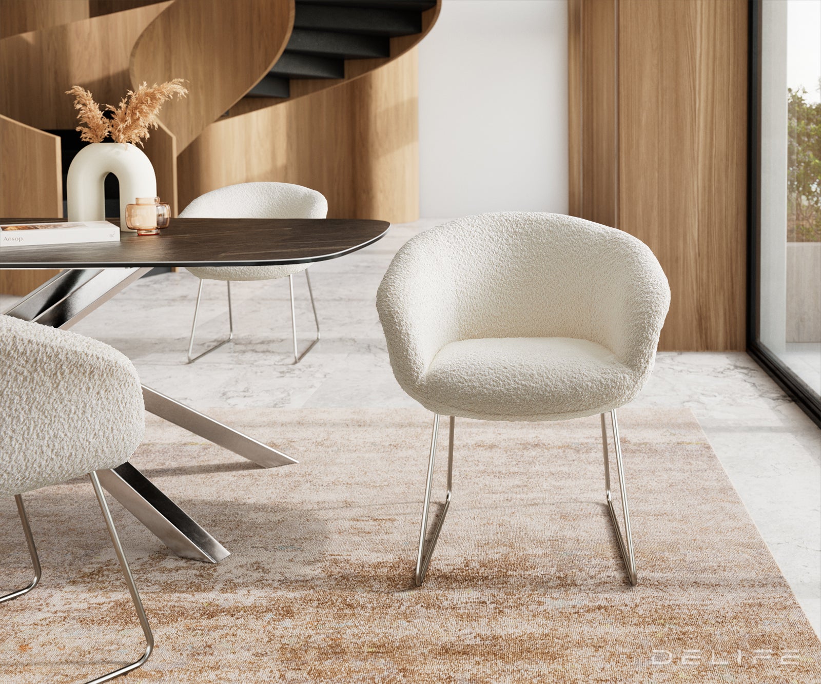 Blagovaonska stolica Vinka, Materijal: Boucle