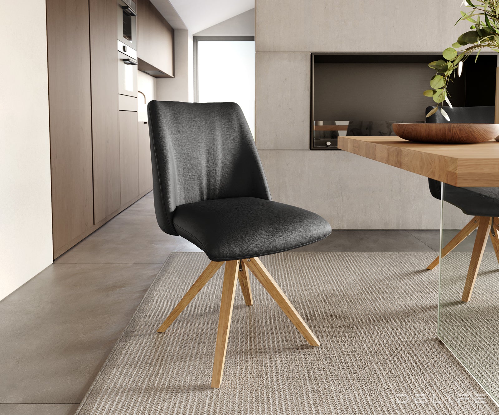 Blagovaonska stolica Elso, Materijal: koža