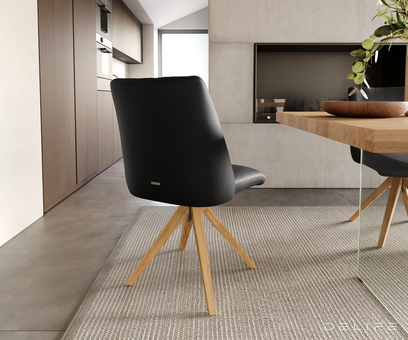 Blagovaonska stolica Elso, Materijal: koža