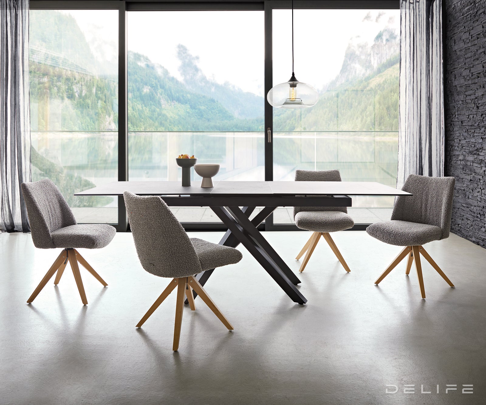 Blagovaonska stolica Elso, Materijal: boucle