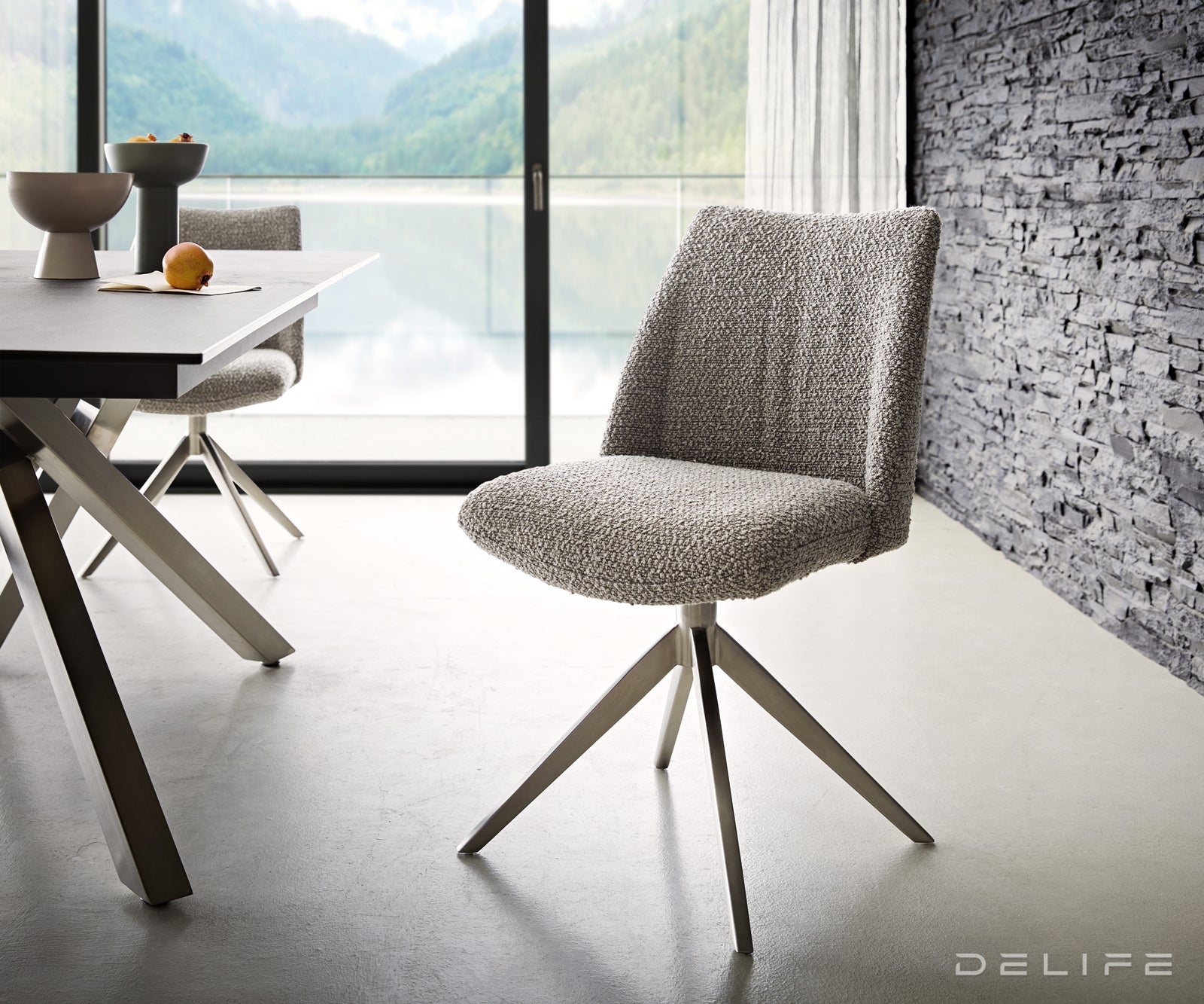 Blagovaonska stolica Elso, Materijal: boucle