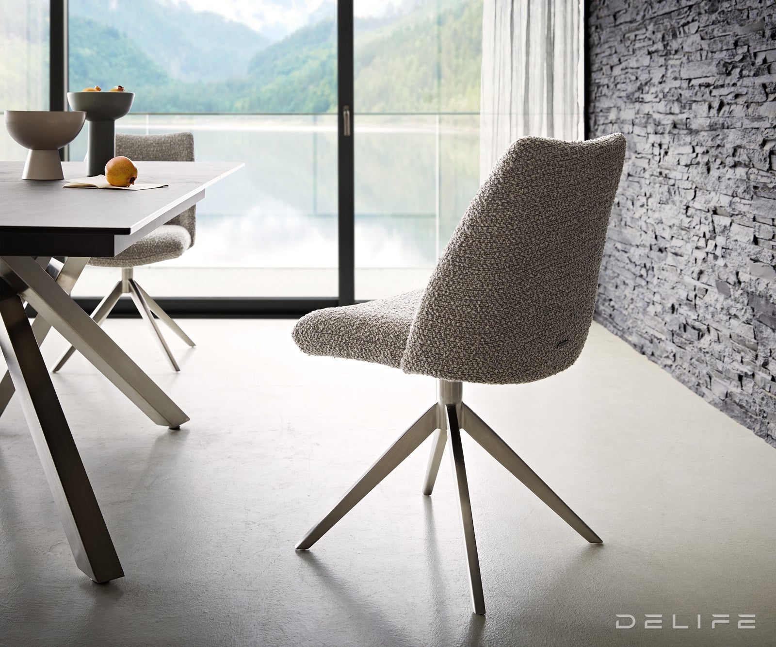 Blagovaonska stolica Elso, Materijal: boucle