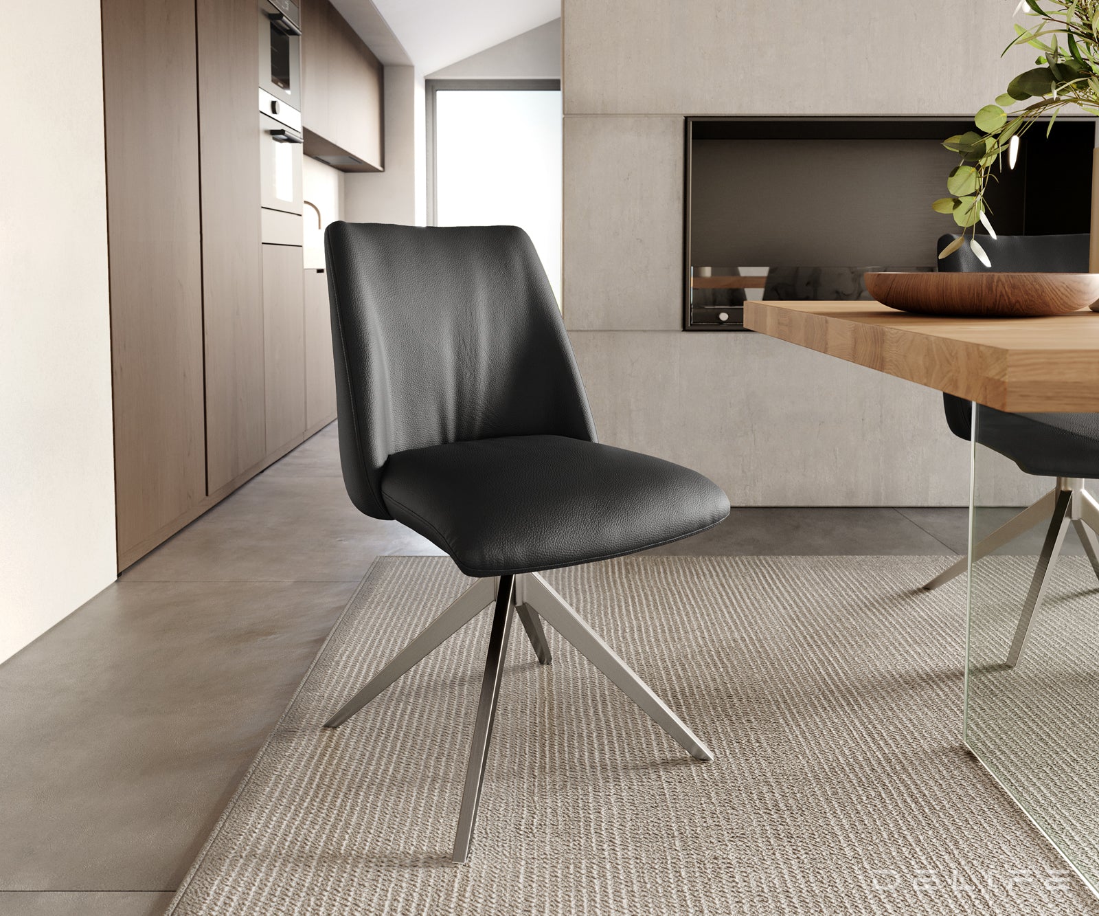 Blagovaonska stolica Elso, Materijal: koža