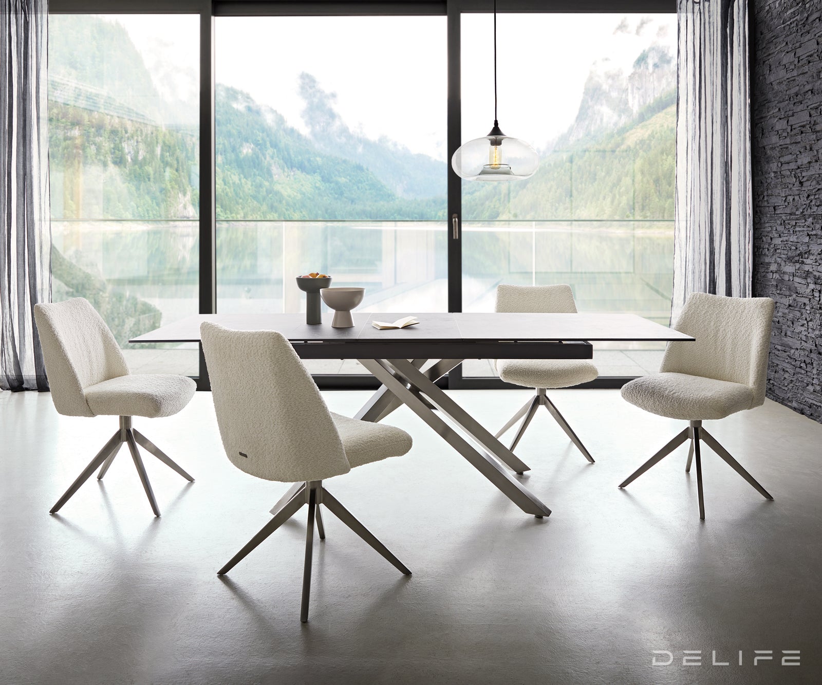 Blagovaonska stolica Elso, Materijal: boucle