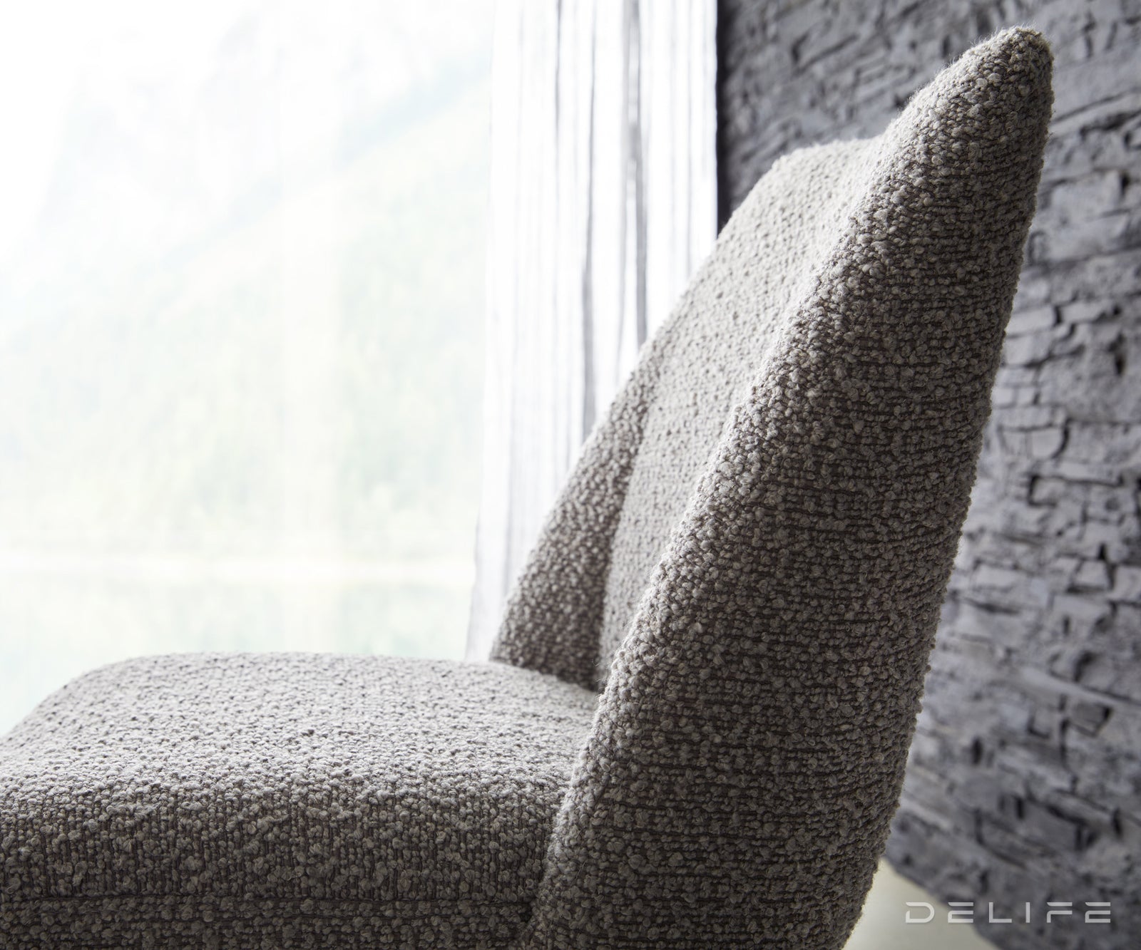 Blagovaonska stolica Elso, Materijal: boucle