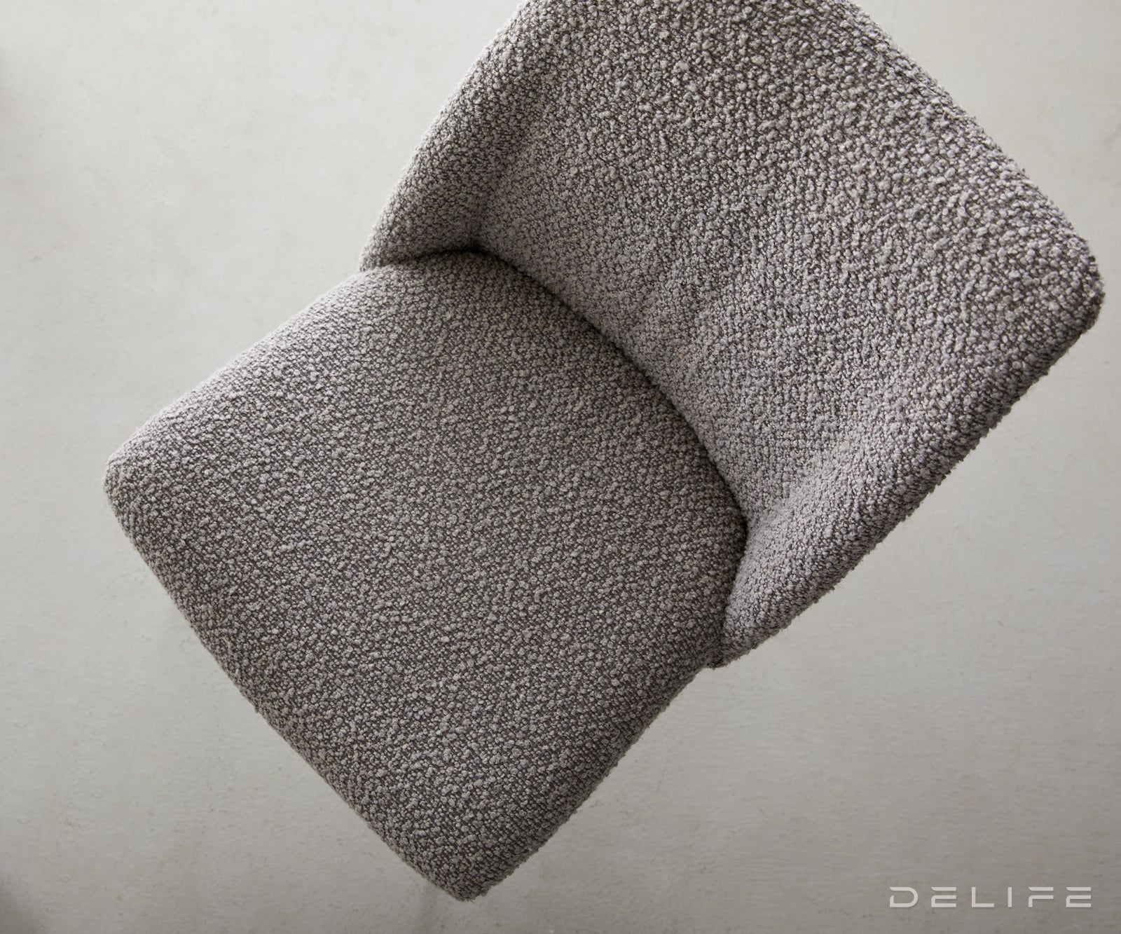 Blagovaonska stolica Elso, Materijal: boucle