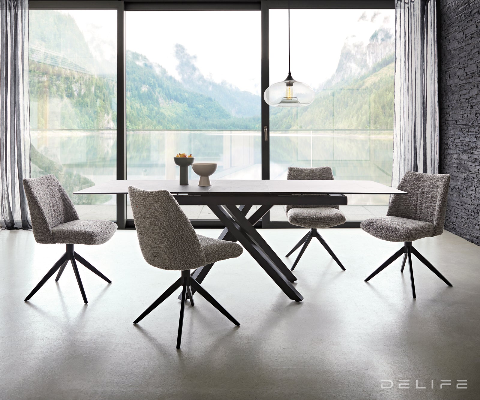 Blagovaonska stolica Elso, Materijal: boucle