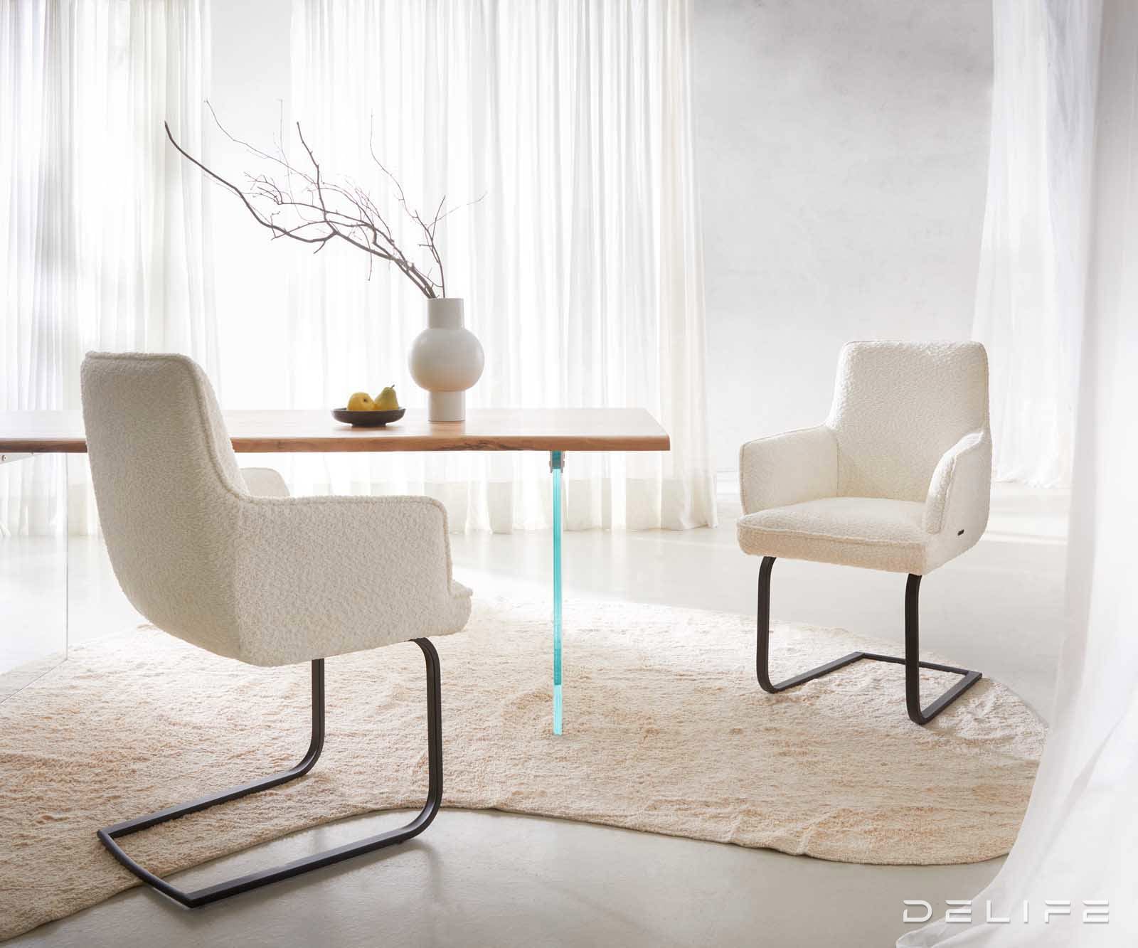 Blagovaonska stolica Heira S Rukonaslonom, Materijal: Boucle