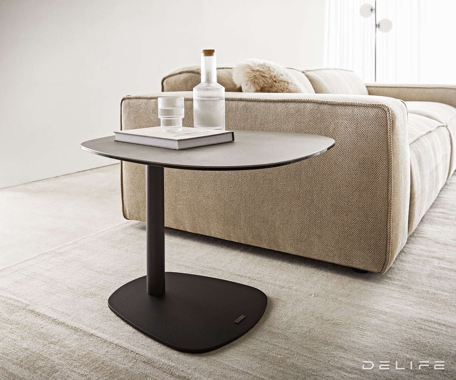 Pomoćni stolić Elenya 60x60cm, Materijal: Keramika Aspetto Concreto