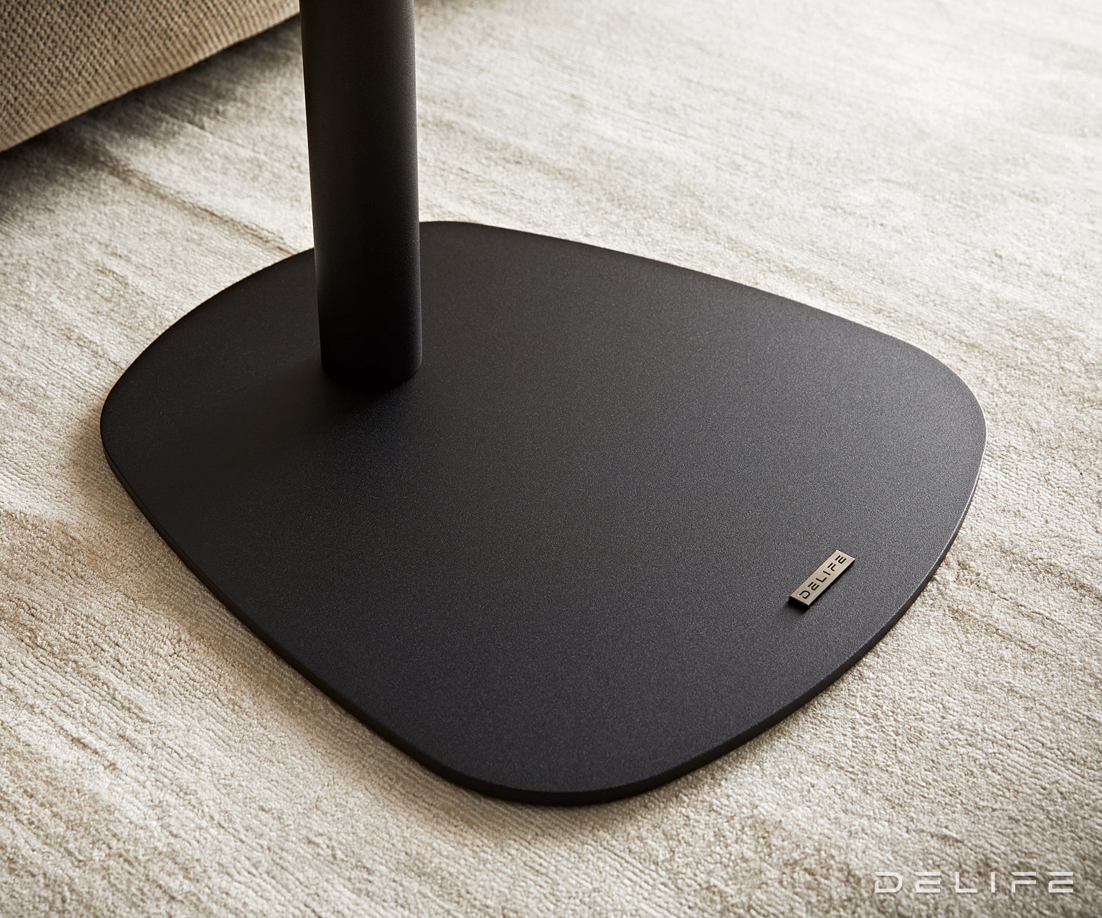 Pomoćni stolić Elenya 60x60cm, Materijal: Keramika Aspetto Concreto