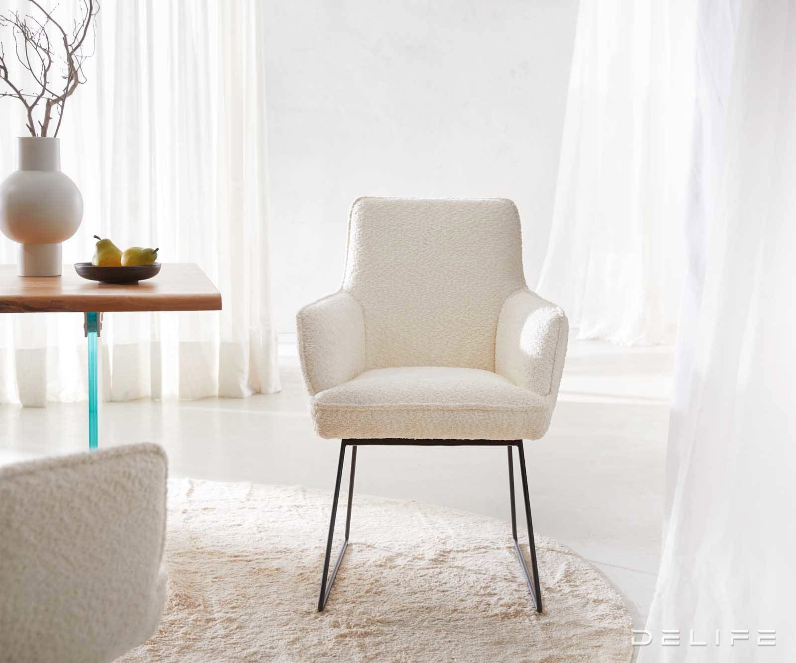 Blagovaonska stolica Heira S Rukonaslonom, Materijal: Boucle