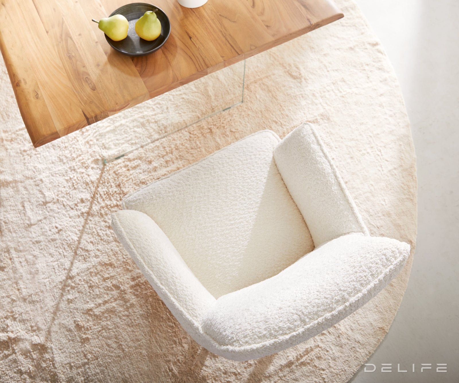 Blagovaonska stolica Heira S Rukonaslonom, Materijal: Boucle