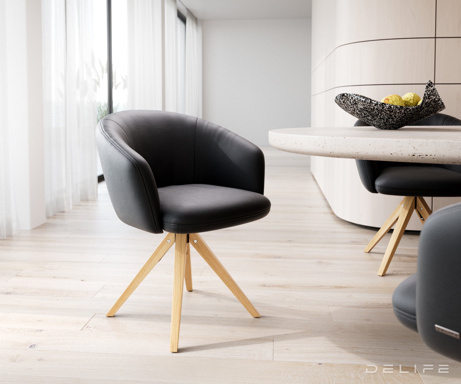 Blagovaonska stolica Caja, Materijal: Koža