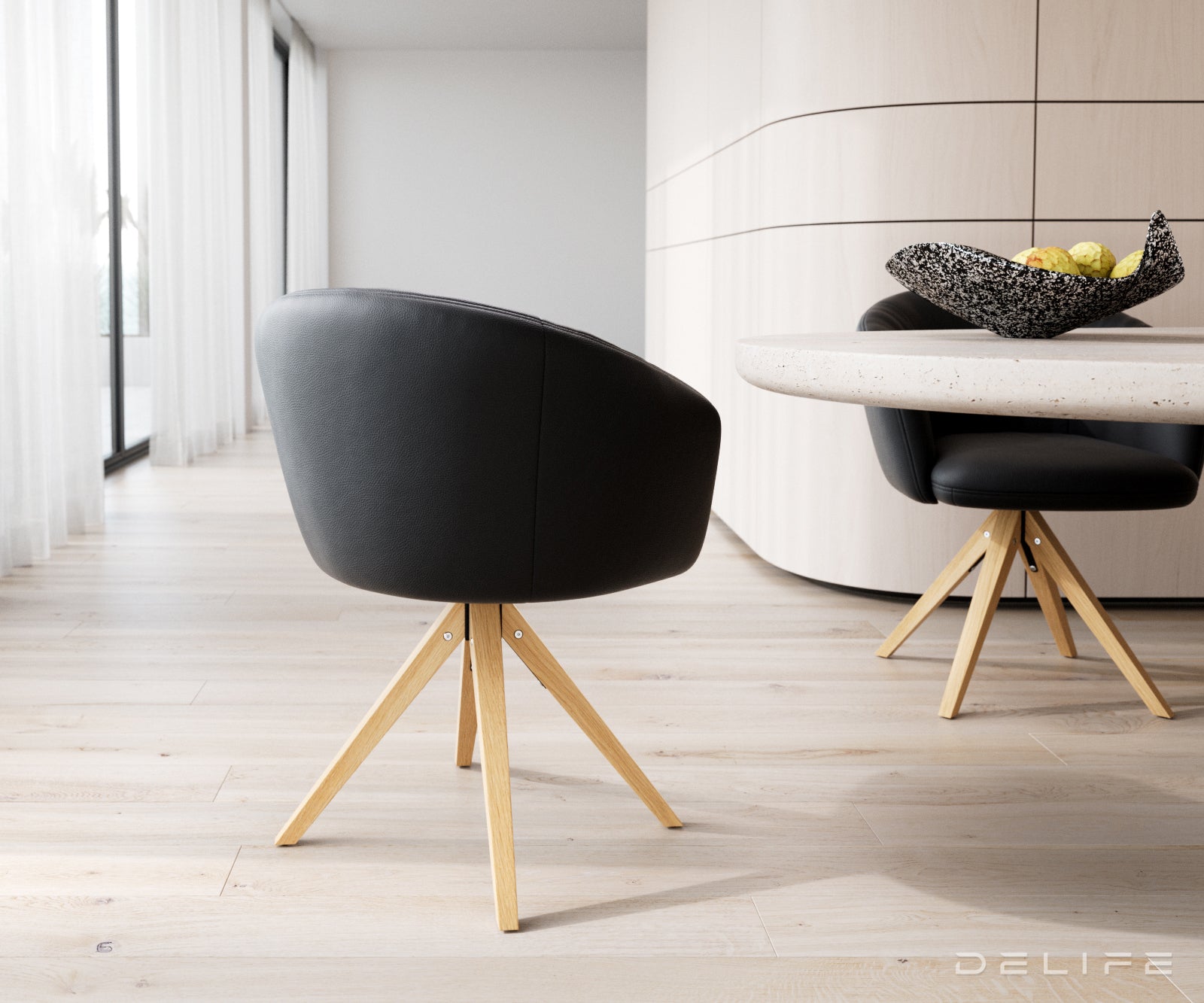 Blagovaonska stolica Caja, Materijal: Koža