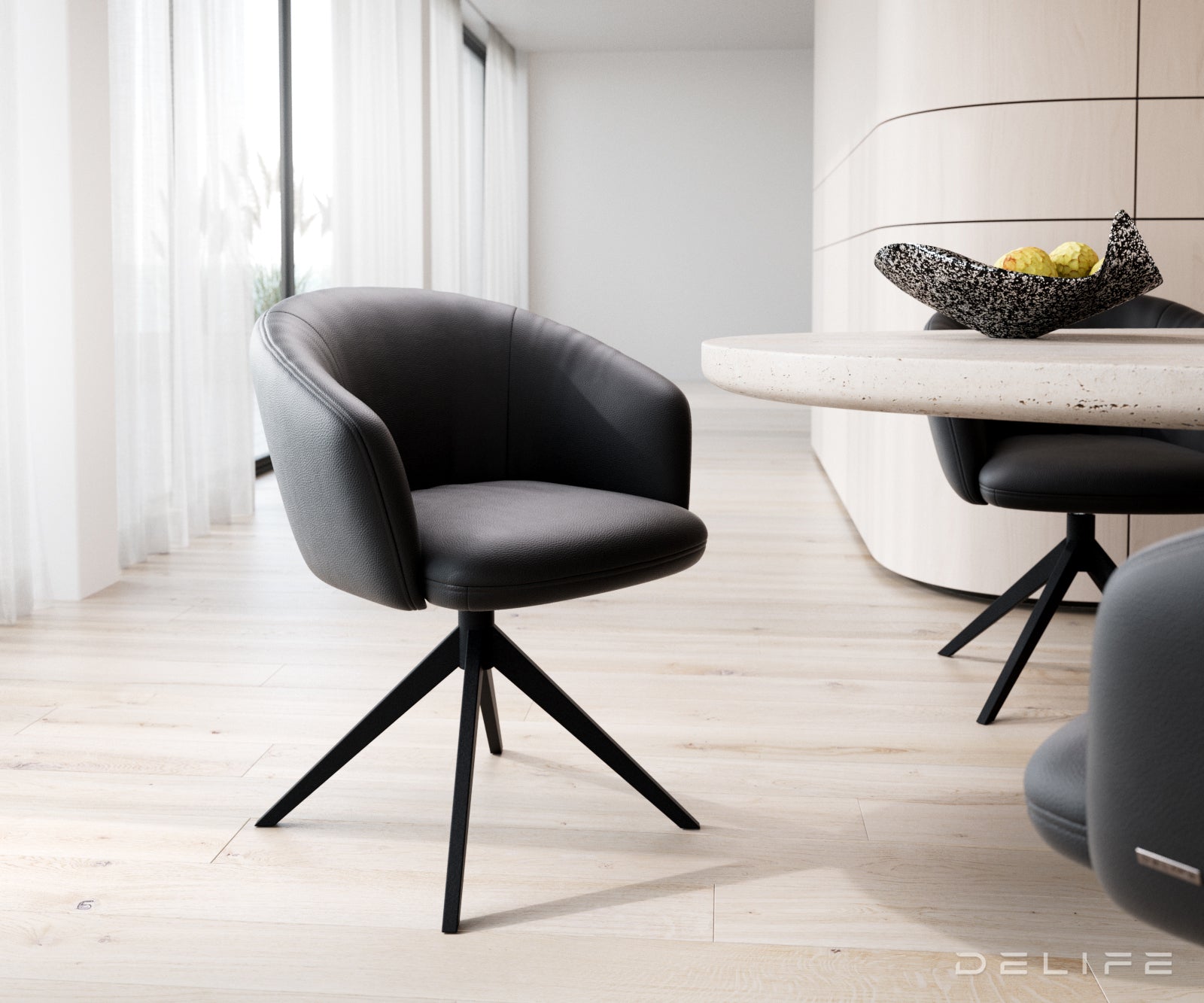 Blagovaonska stolica Caja, Materijal: Koža