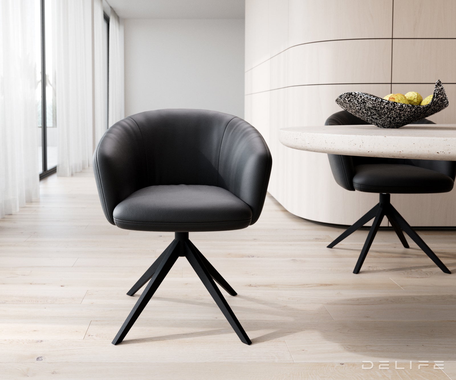 Blagovaonska stolica Caja, Materijal: Koža