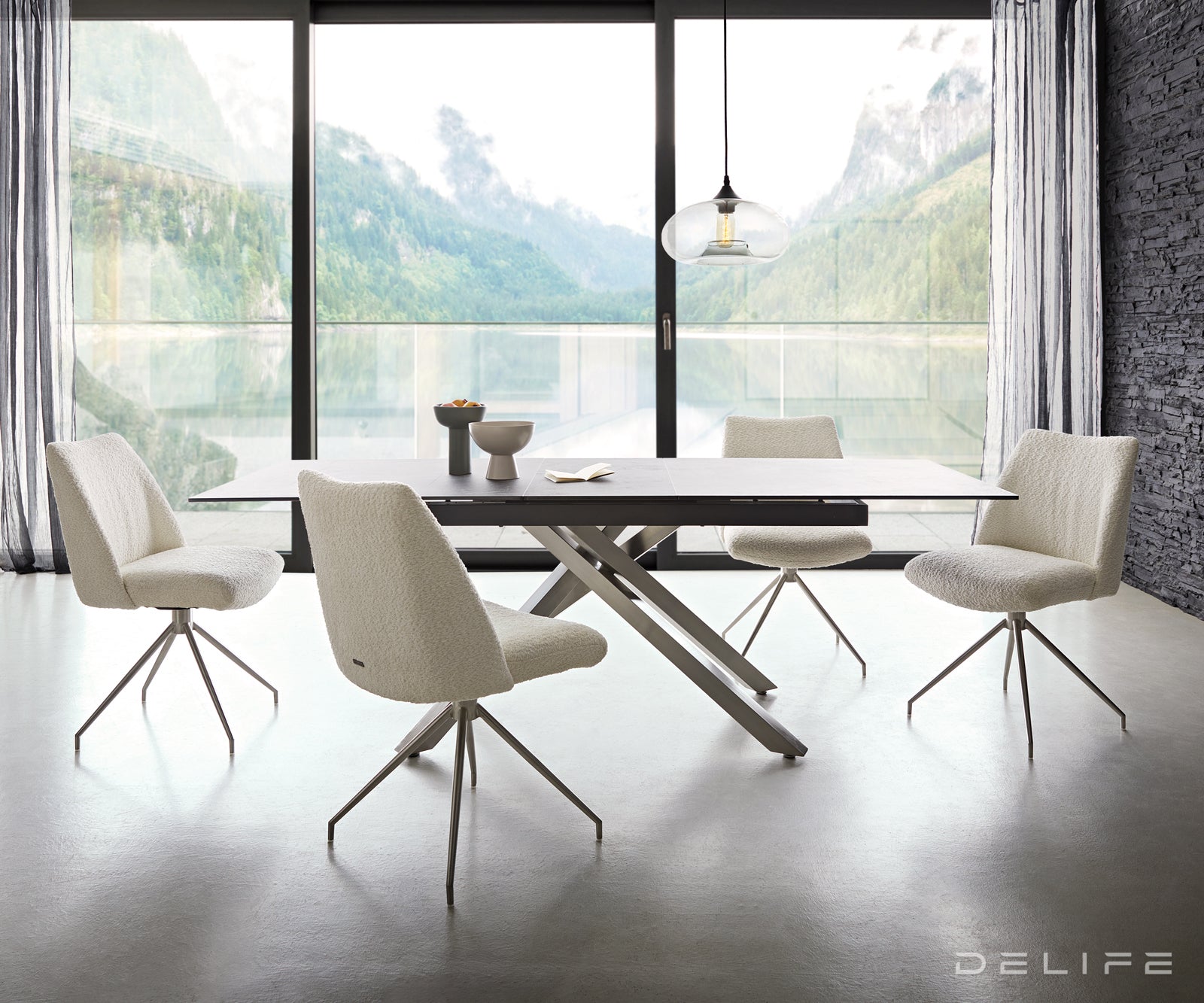 Blagovaonska stolica Elso, Materijal: boucle