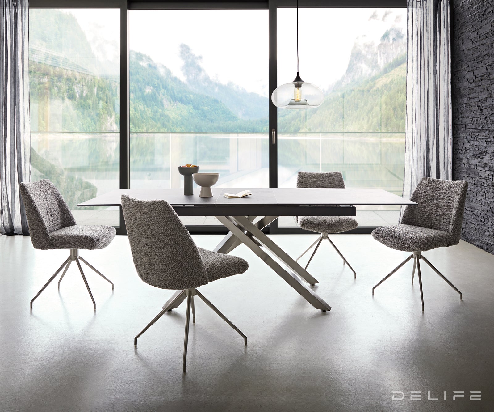 Blagovaonska stolica Elso, Materijal: boucle