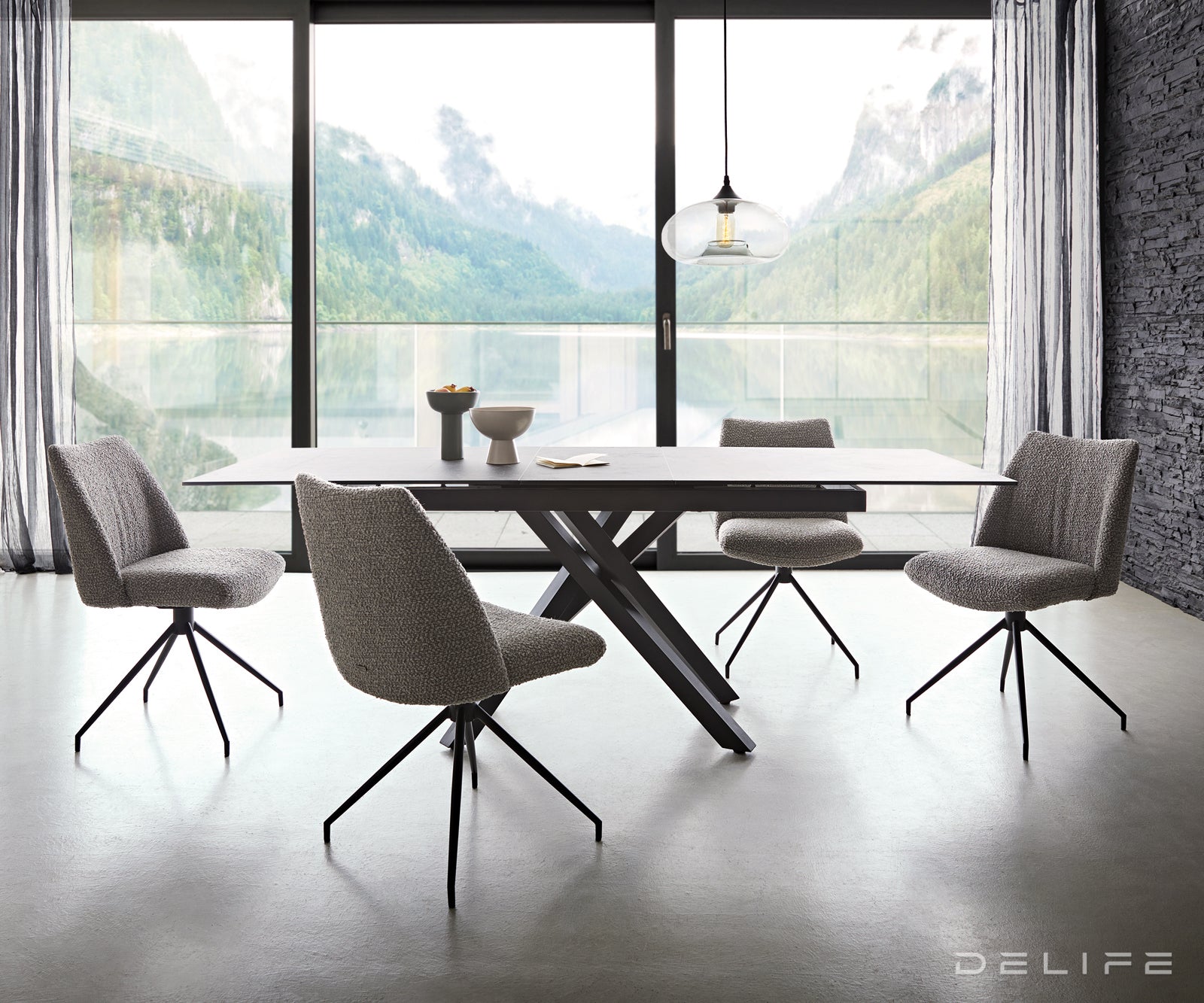 Blagovaonska stolica Elso, Materijal: boucle