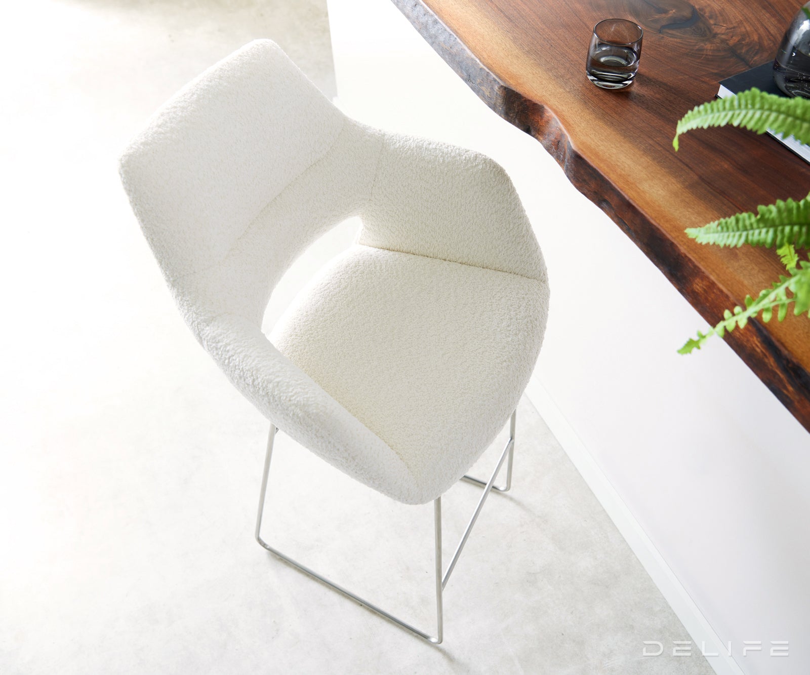 Barska stolica Yago Flex, Materijal: Boucle