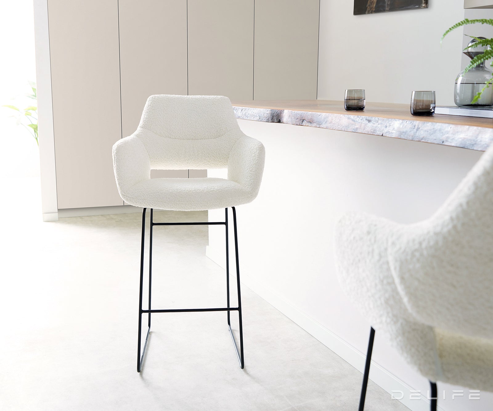 Barska stolica Yago Flex, Materijal: Boucle