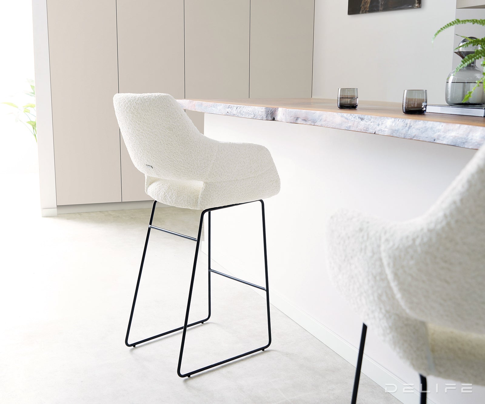 Barska stolica Yago Flex, Materijal: Boucle