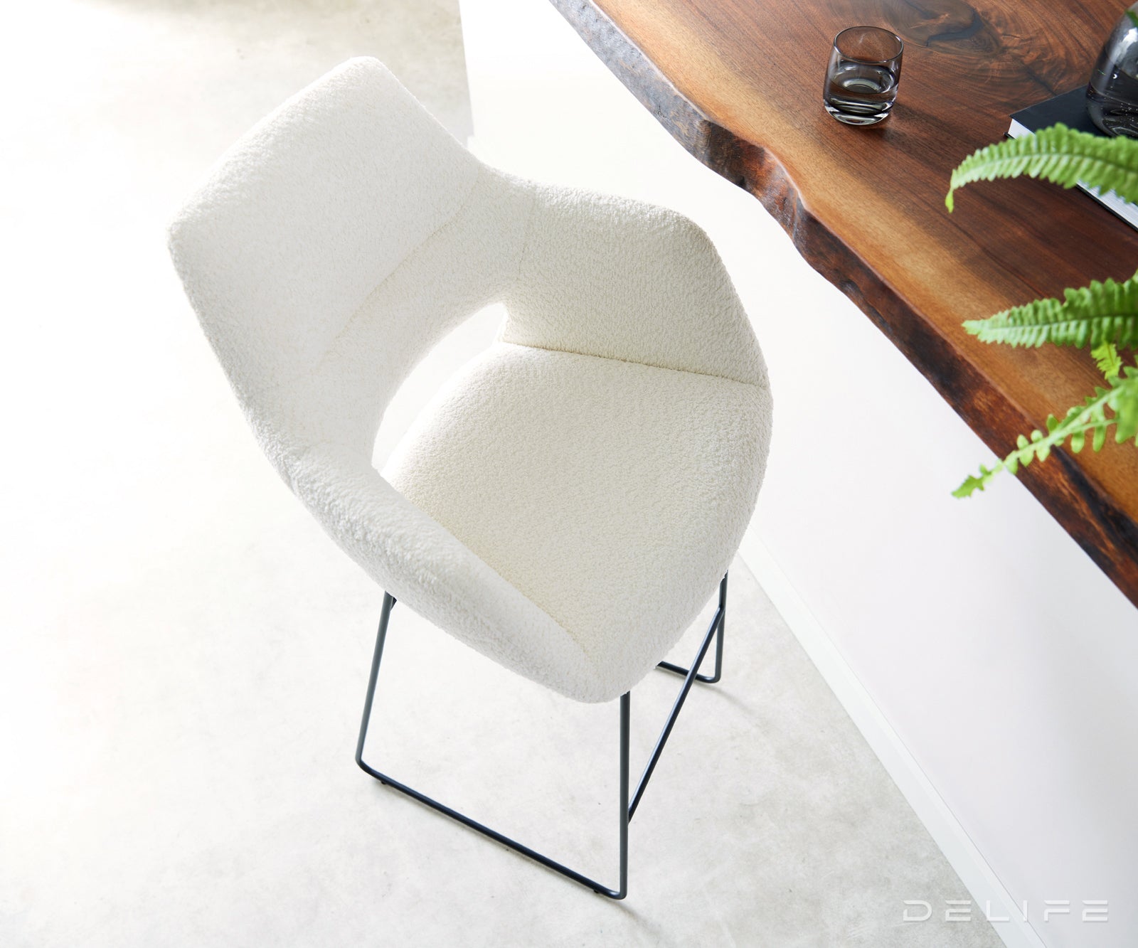 Barska stolica Yago Flex, Materijal: Boucle