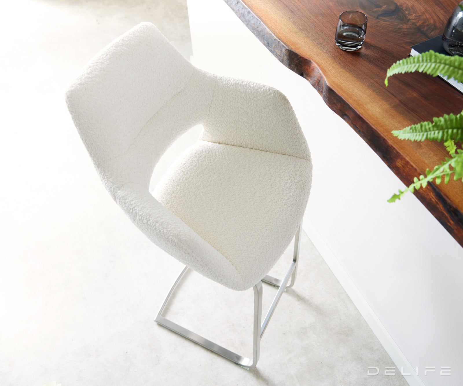 Barska stolica Yago Flex, Materijal: Boucle