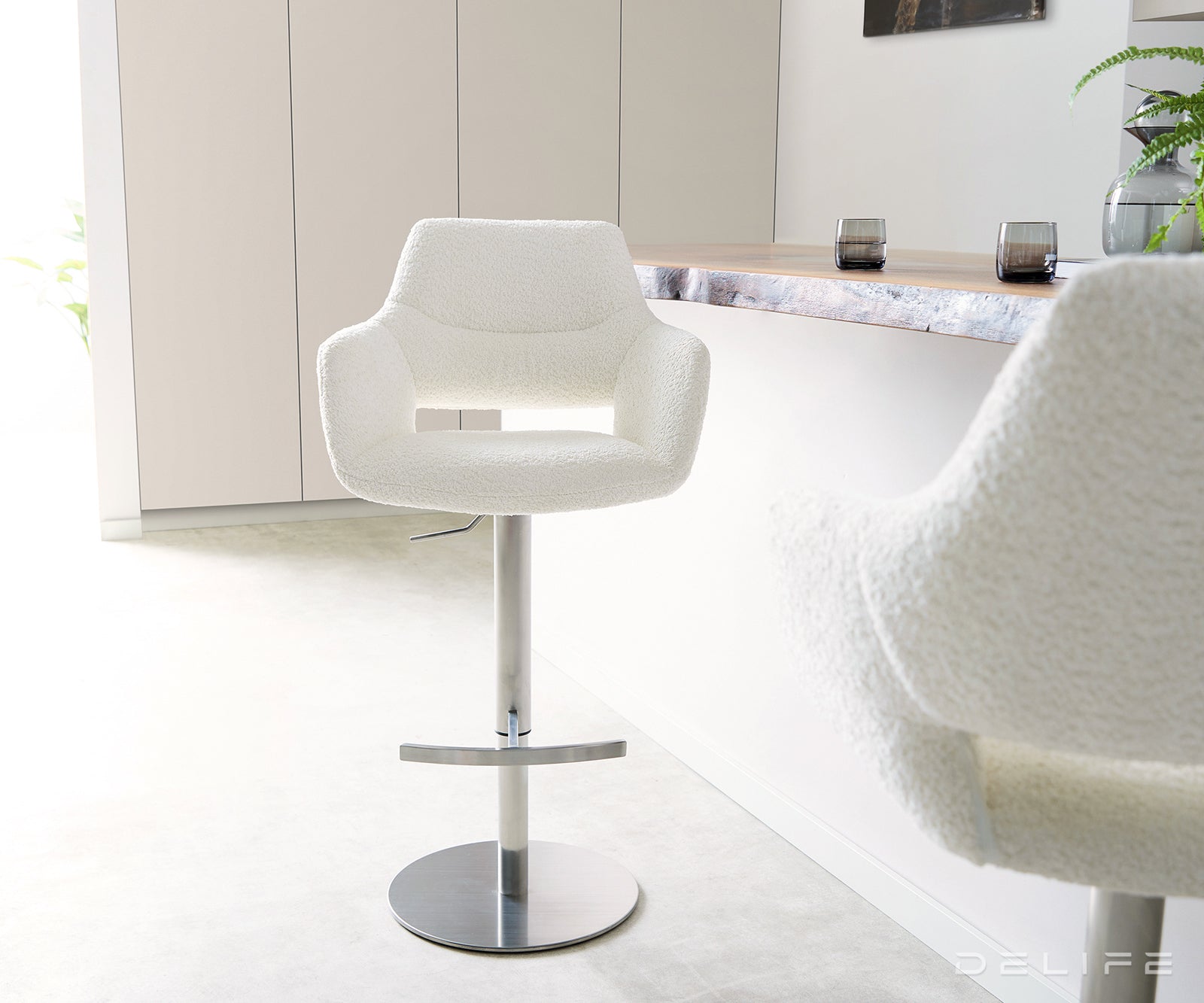 Barska stolica Yago Flex, Materijal: Boucle