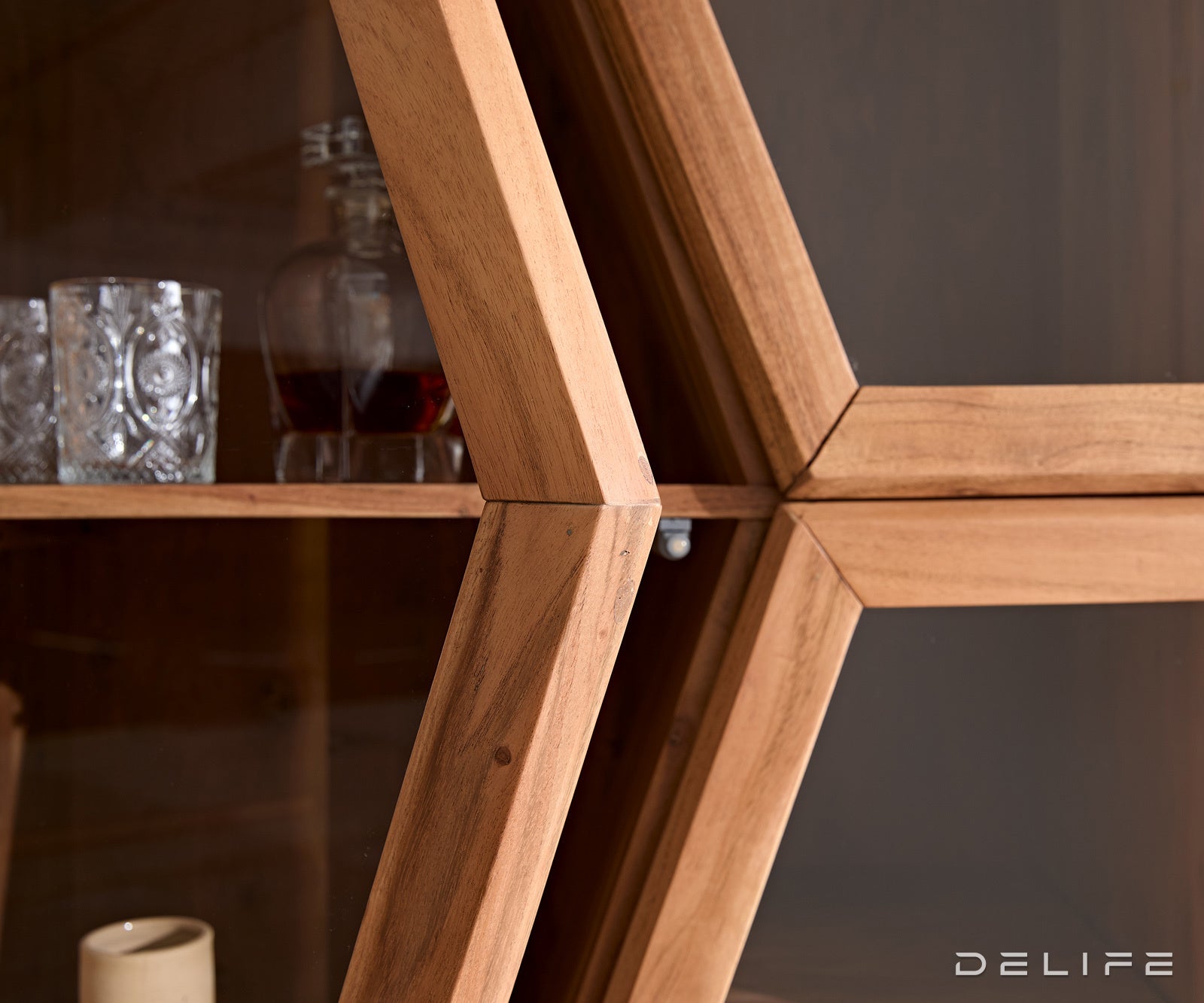 Vitrina Taza 75x213cm, Materijal: Bagrem