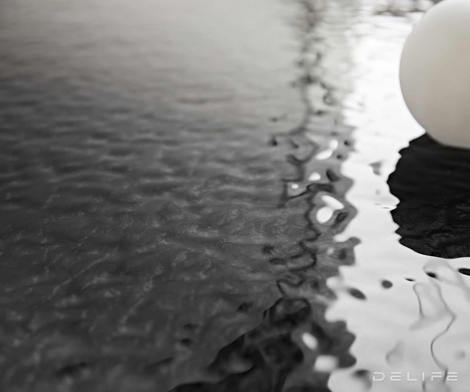 Blagovaonski stol Edge Boot, 240x120cm, Materijal: staklo/metal