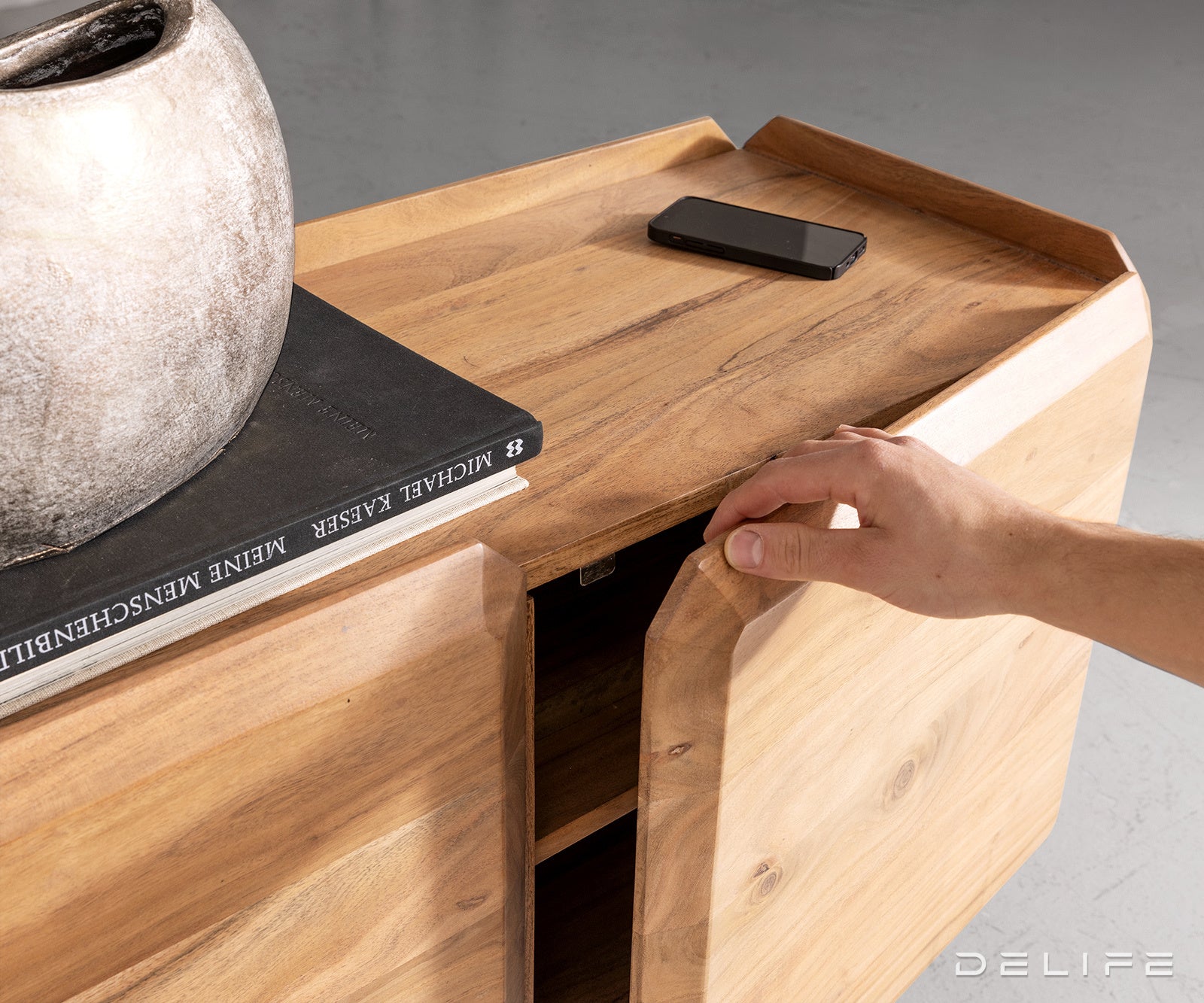 Komoda Kiano 200x40cm, Materijal: Bagrem