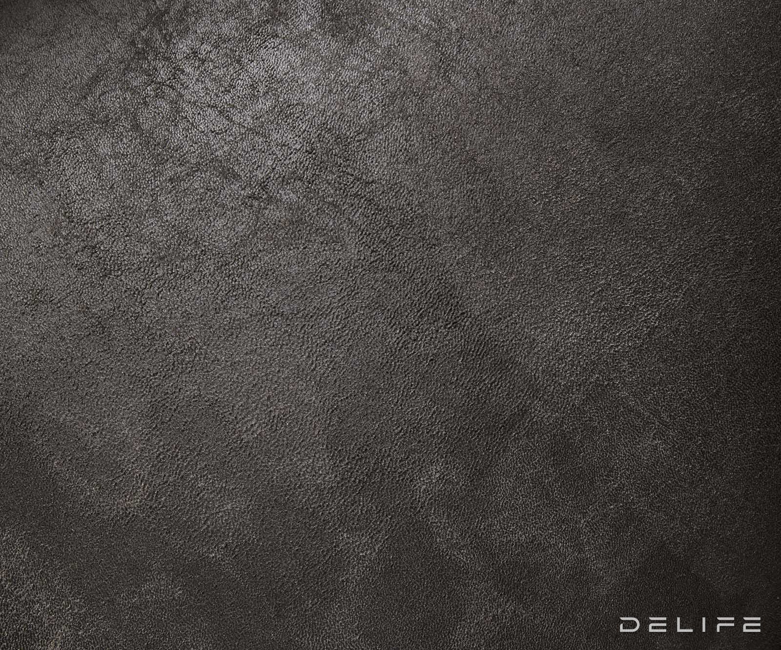 Blagovaonska stolica Ilia, Materijal: Mikrofibra