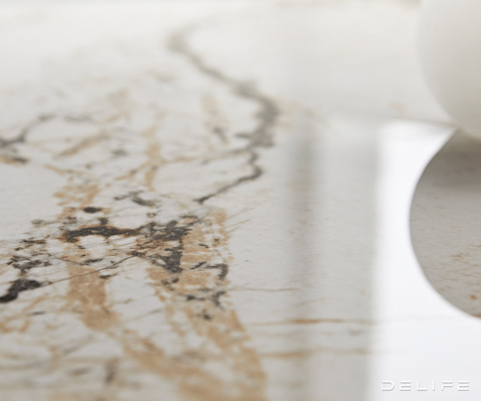 Klub stolić Edge 90x90cm, Materijal: Keramika Minas Melange