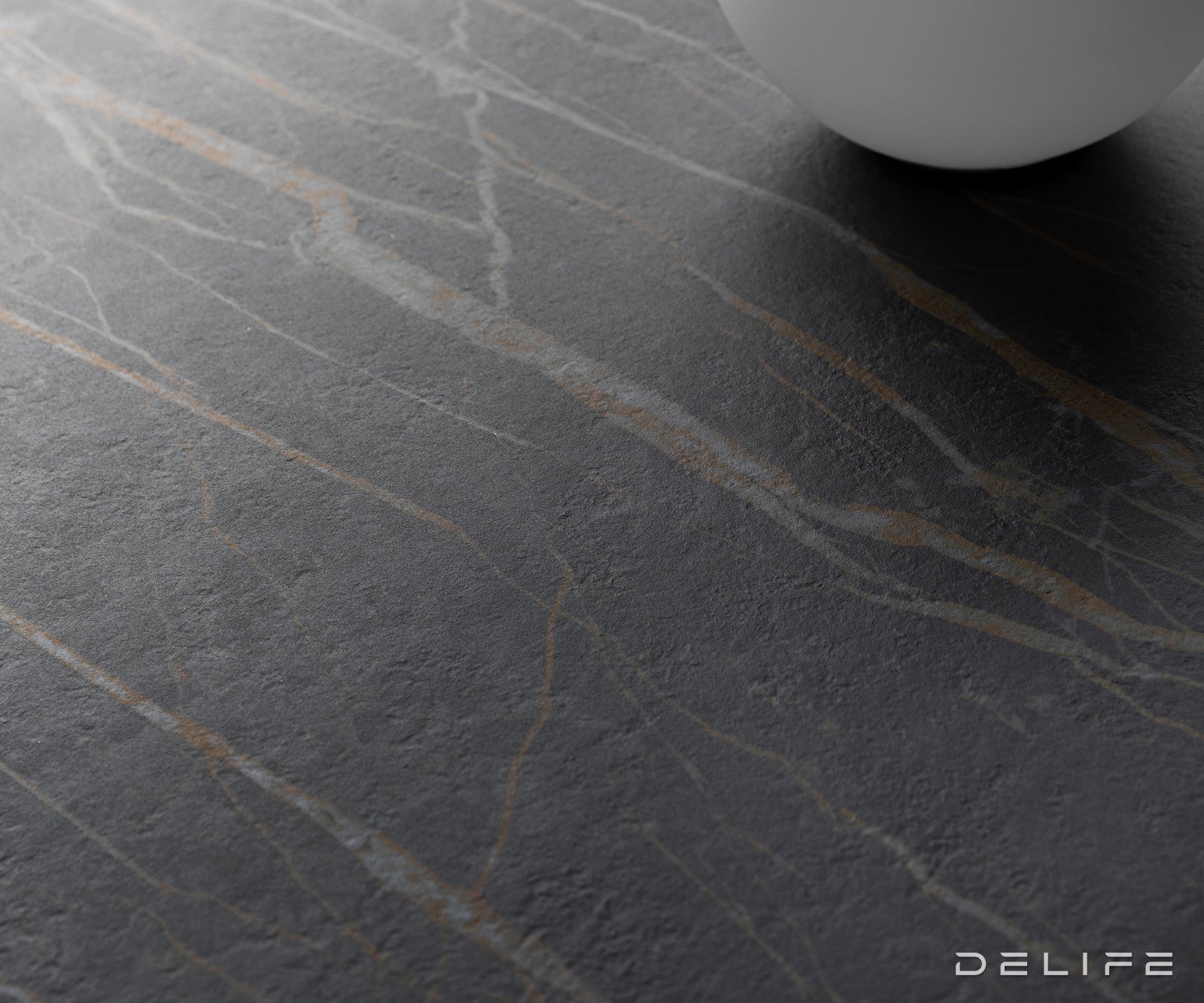 Klub stolić Edge 140x75cm, Materijal: Keramika Laminam Noir Desir