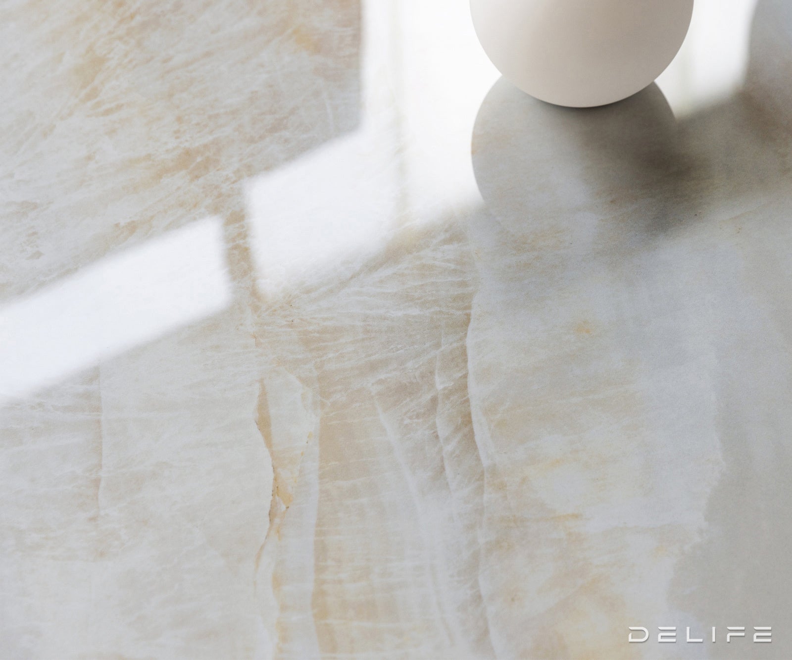 Klub stolić Edge 140x75cm, Materijal: Keramika Onyx Pearl