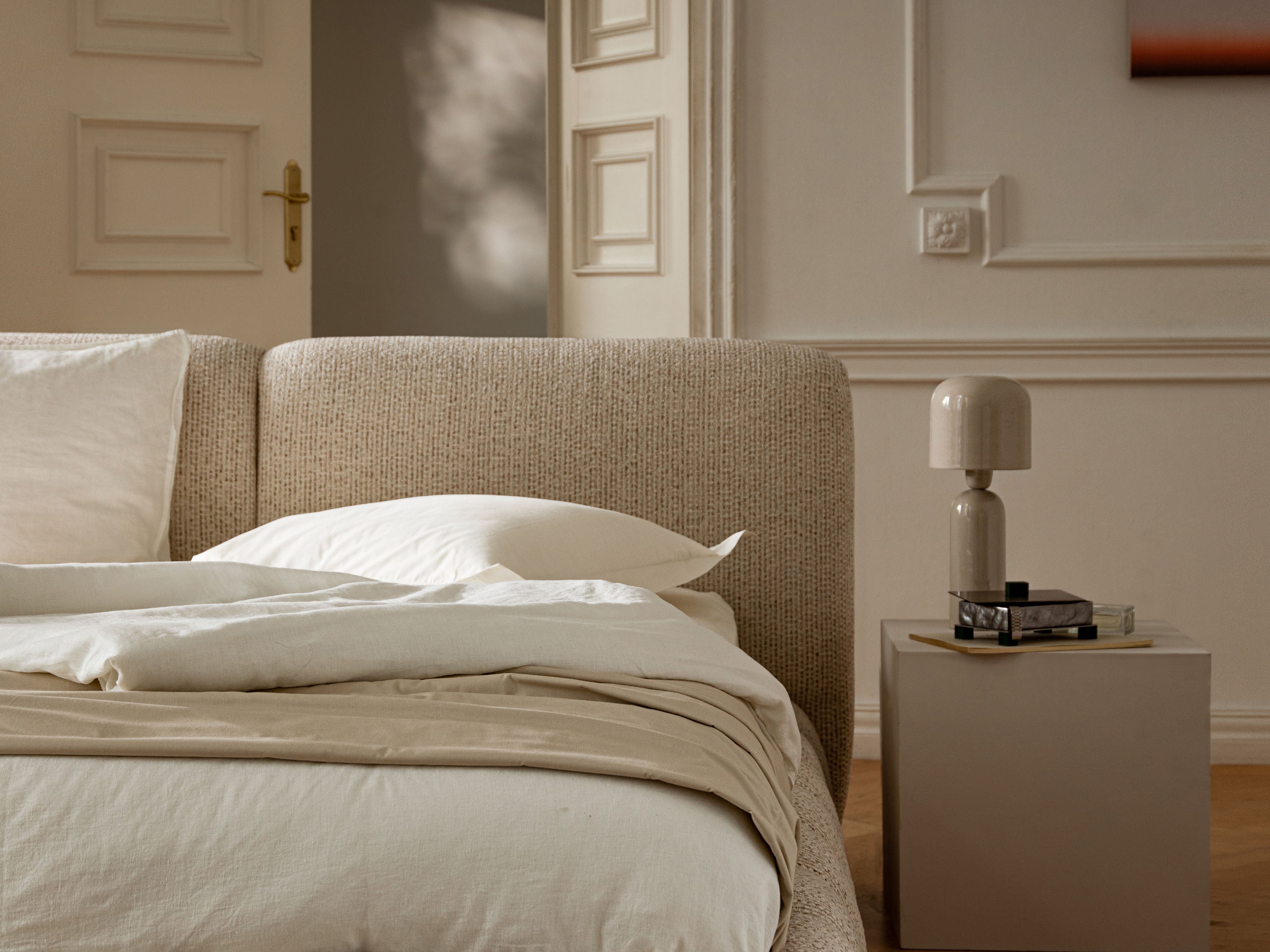 Krevet Solange, Materijal: Baršun