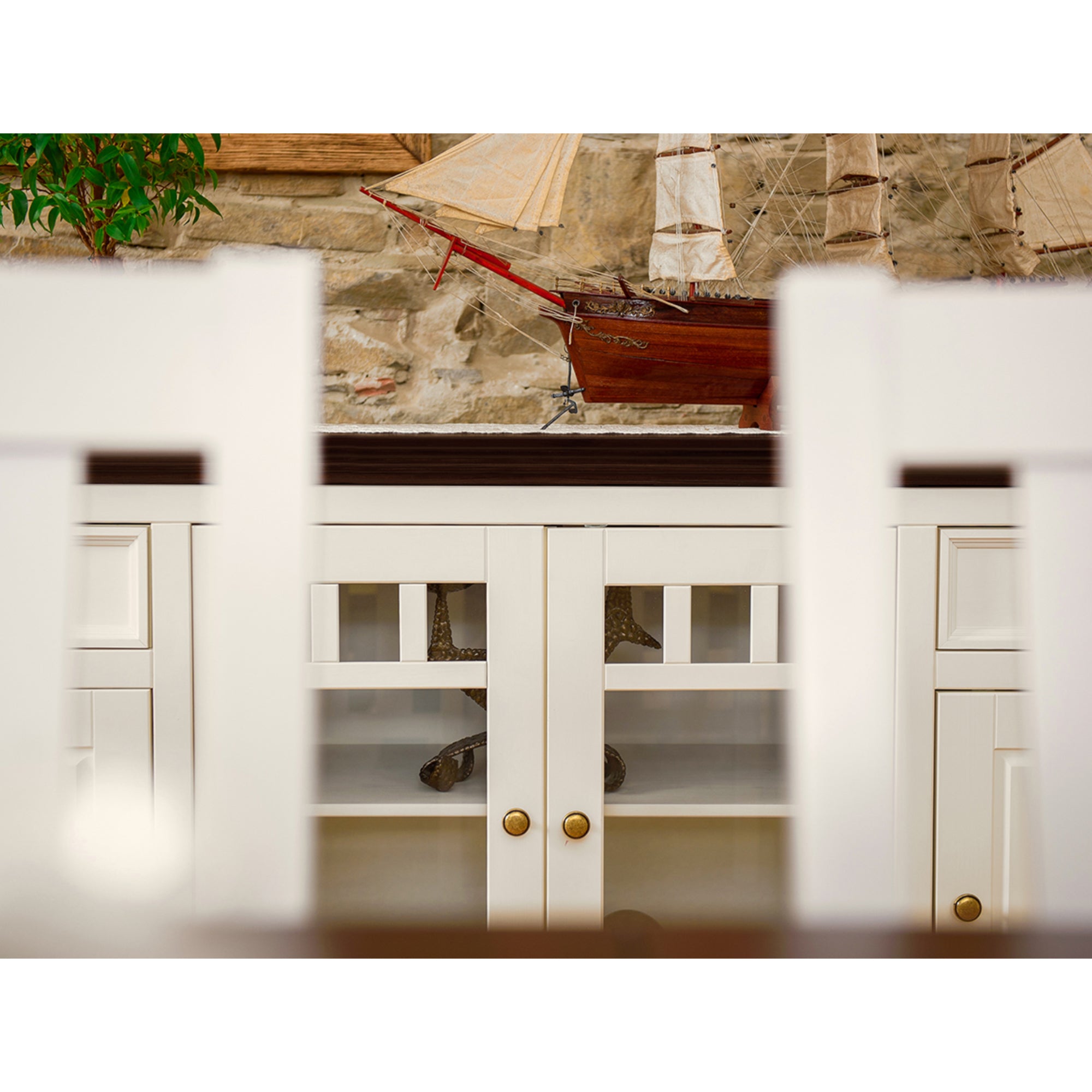 Komoda Belluno 167x44 cm, Materijal: Masivna Borovina
