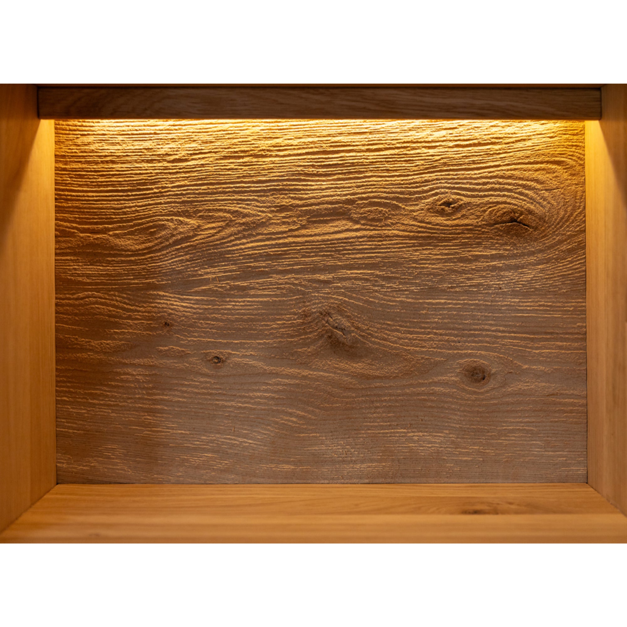 Vitrina Tirano 39x147 cm, Materijal: Masivno Drvo Hrast