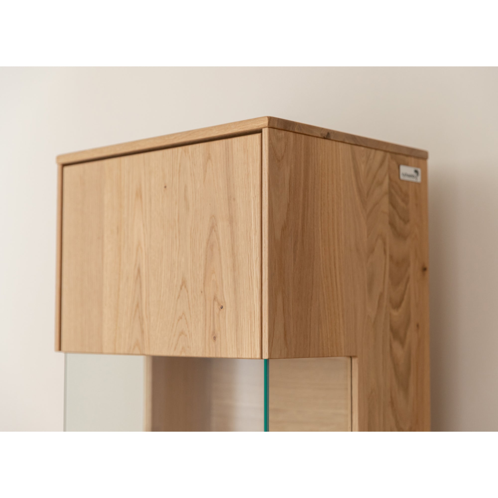 Viseća Vitrina Tirano 33x142 cm, Materijal: Masivno Drvo Hrast