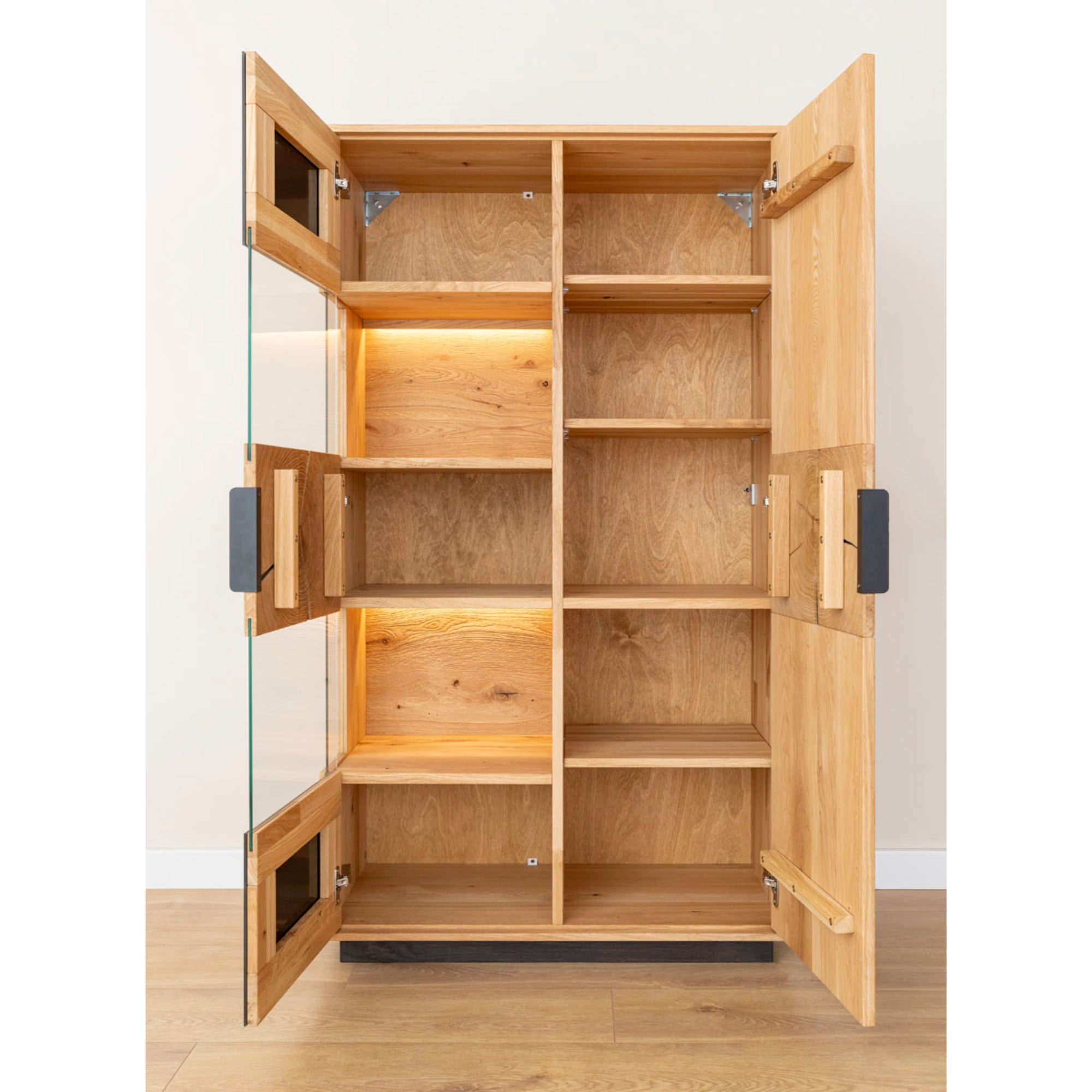 Vitrina Tirano 39x147 cm, Materijal: Masivno Drvo Hrast