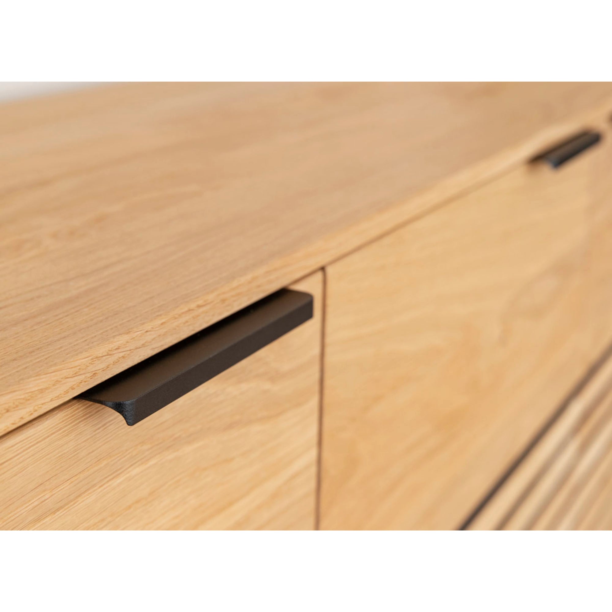 Komoda Tirano 154x39 cm, Materijal: Masivno Drvo Hrast