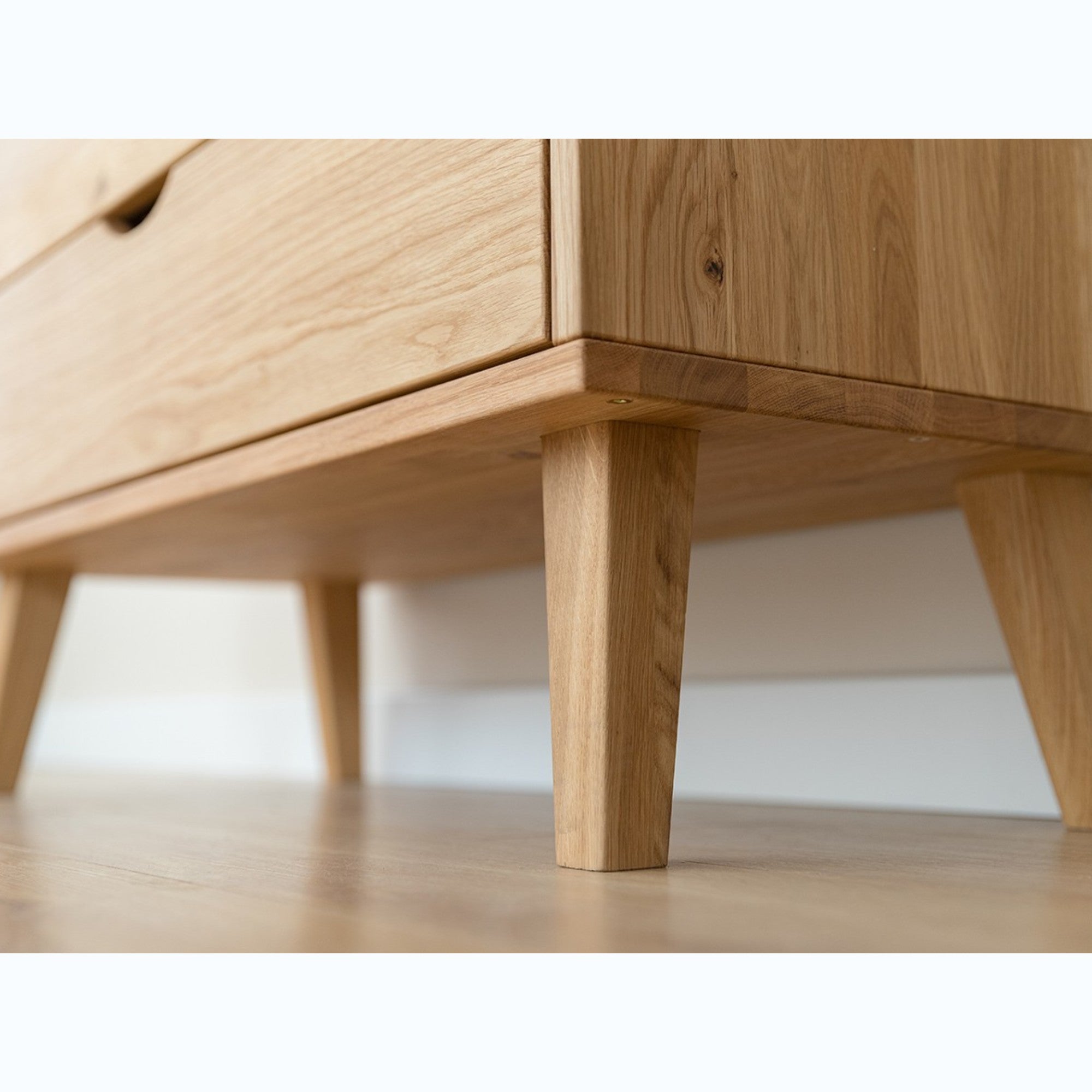 Komoda Simona 110x40 cm, Materijal: Masivno Drvo Hrast