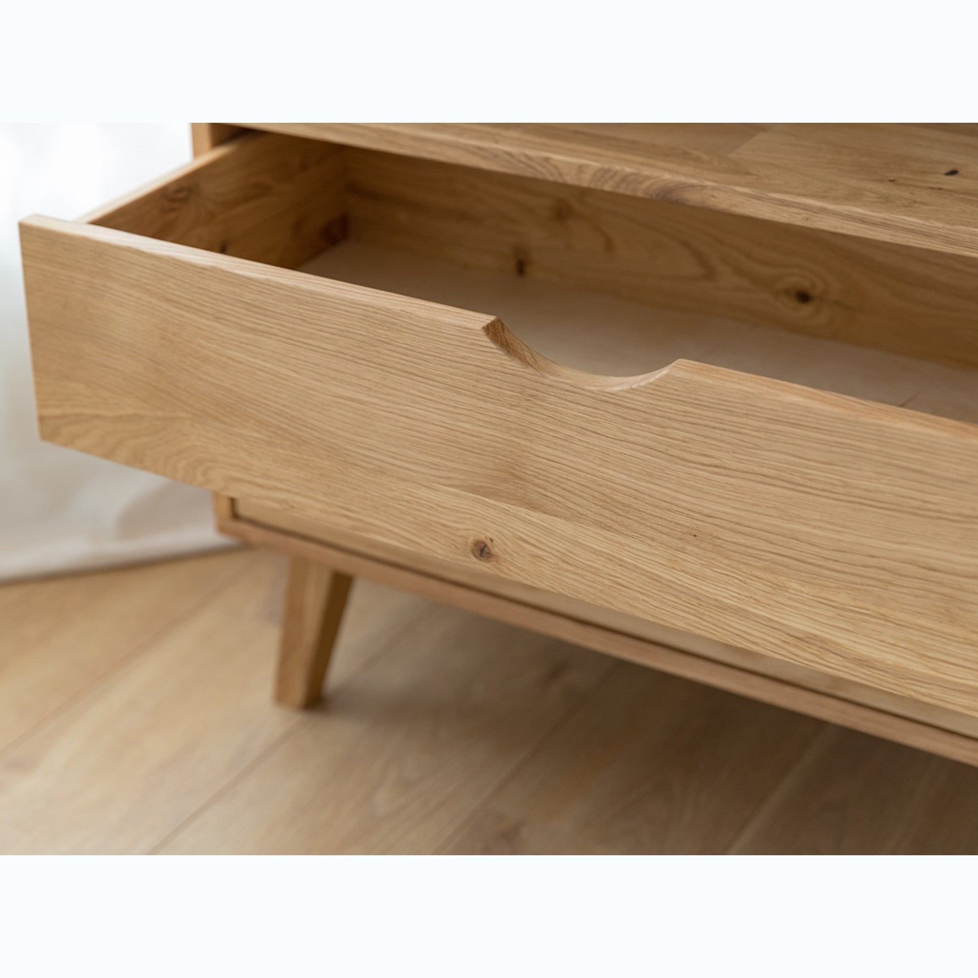 Komoda Simona 110x40 cm, Materijal: Masivno Drvo Hrast