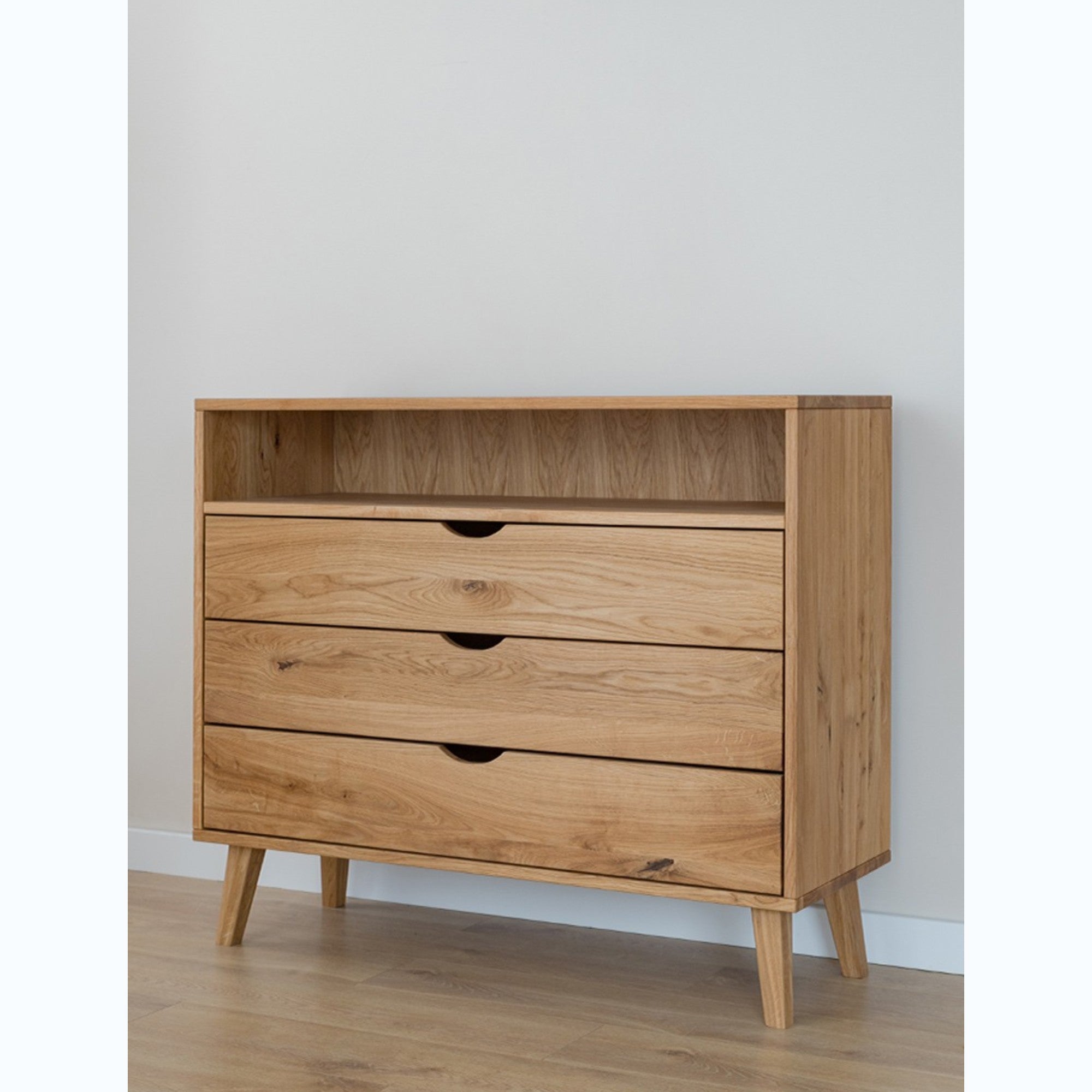 Komoda Simona 110x40 cm, Materijal: Masivno Drvo Hrast