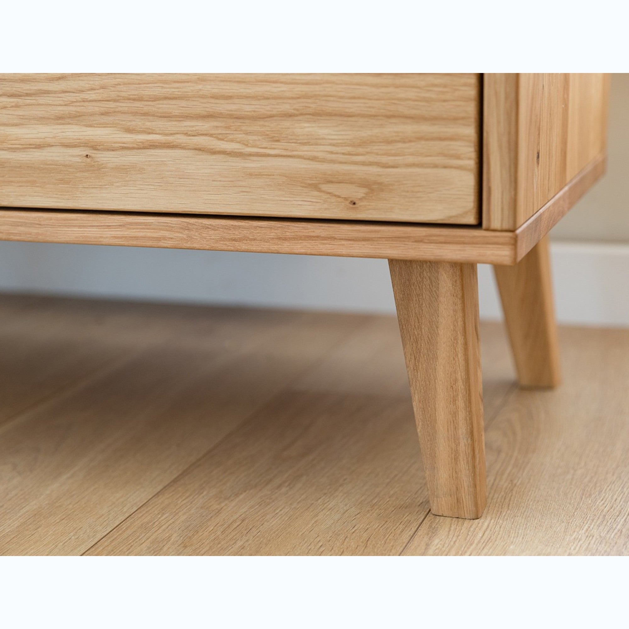 Komoda Simona 110x40 cm, Materijal: Masivno Drvo Hrast