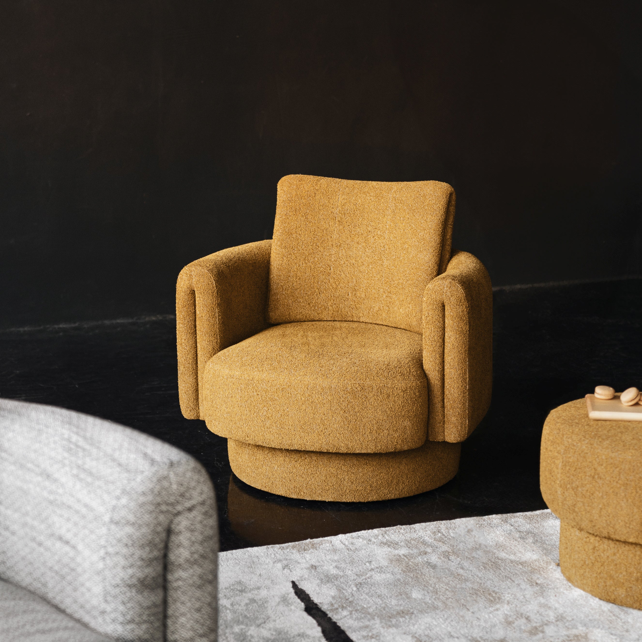 Fotelja Bofii, Materijal: Mogućnost izbora